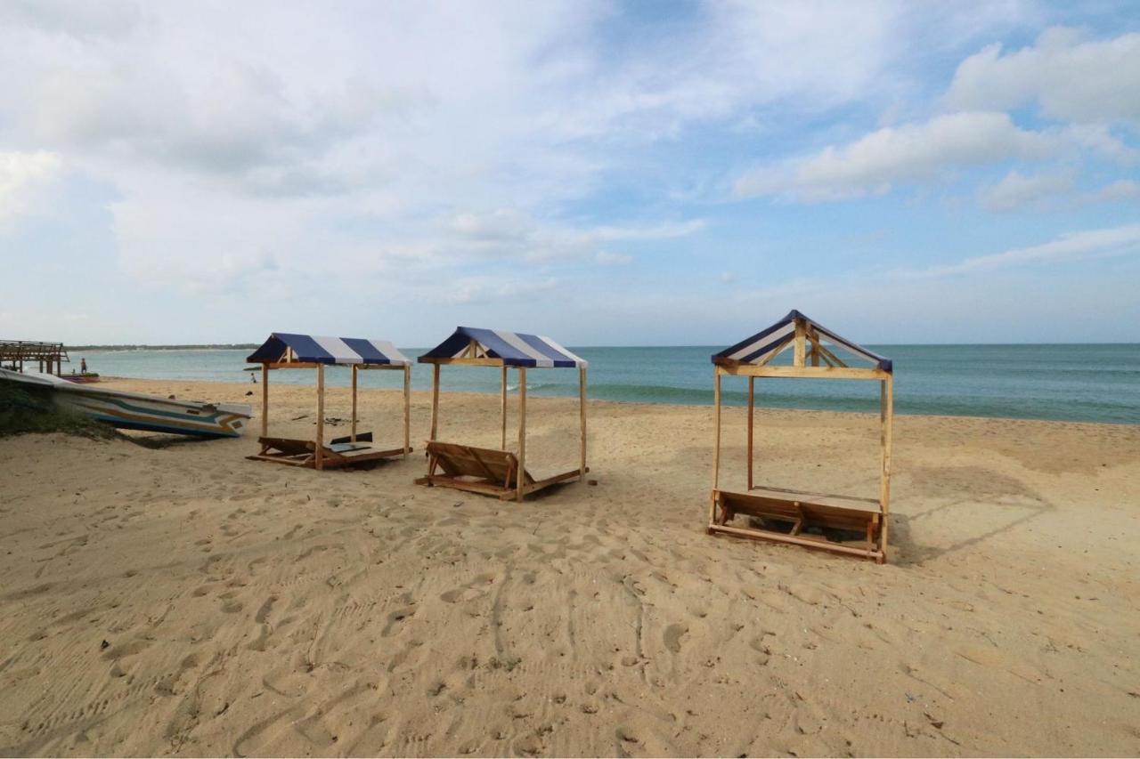 Feel The Waves Hotel Arugam Bay Exterior foto
