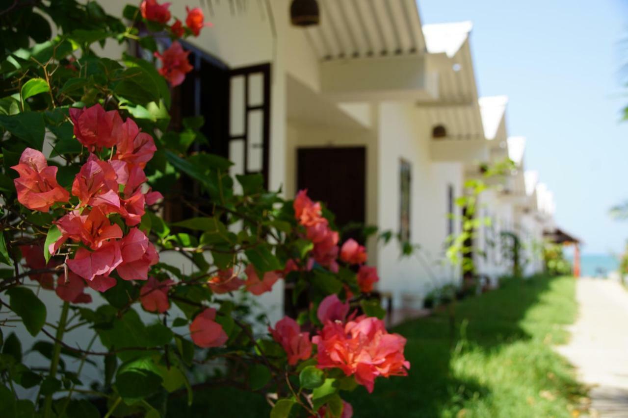Feel The Waves Hotel Arugam Bay Exterior foto